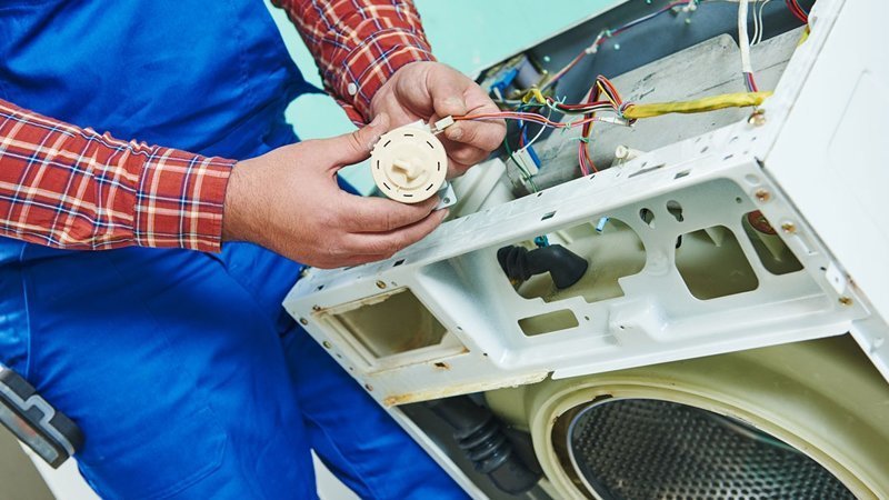 Обслуживание и ремонт стиральных машин AEG