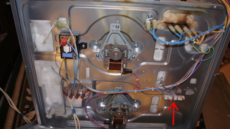 Поломки внутреннего оборудования духового шкафа