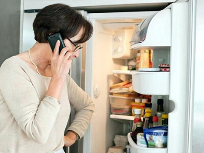 Холодильник сильно шумит