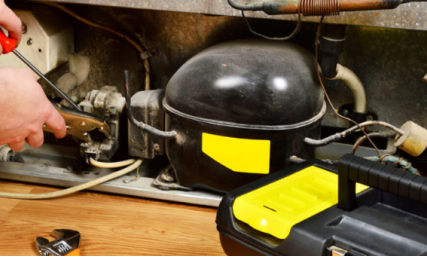 холодильник не включается