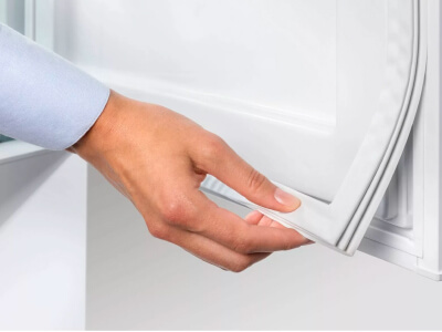 Холодильник перемораживает