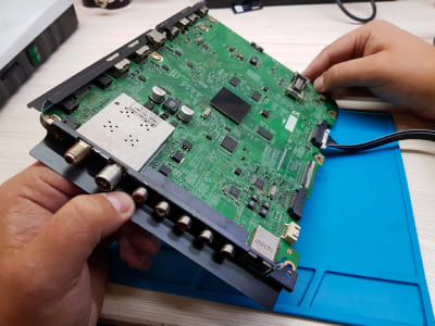 Ремонт материнской платы телевизора Samsung