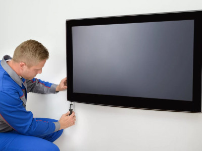 когда требуется ремонт смарт телевизора?