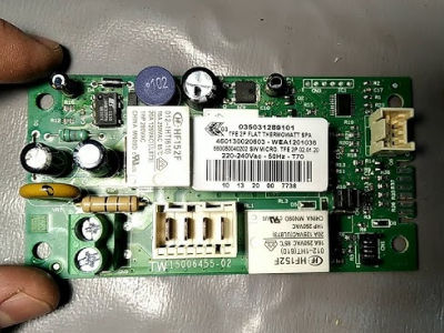 как происходит ремонт платы управления водонагревателя аристон мастером?